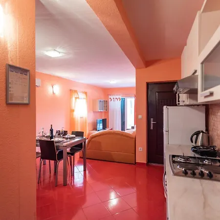 Apartamento Karen - One Bedroom With Balcony A2